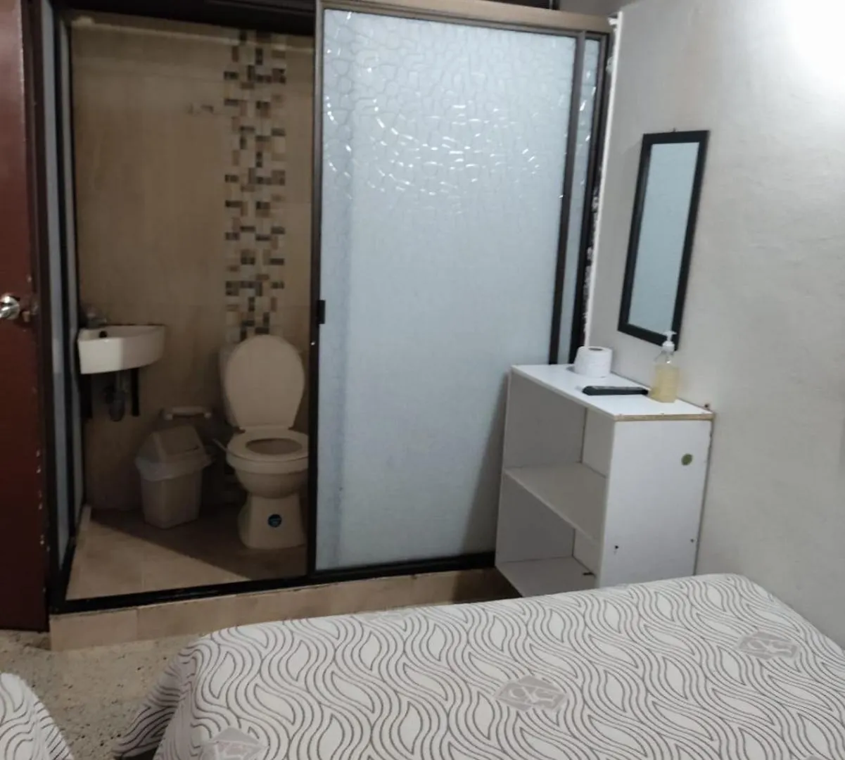 Hotel Construyendo Suenos Jl Medellín Pensión